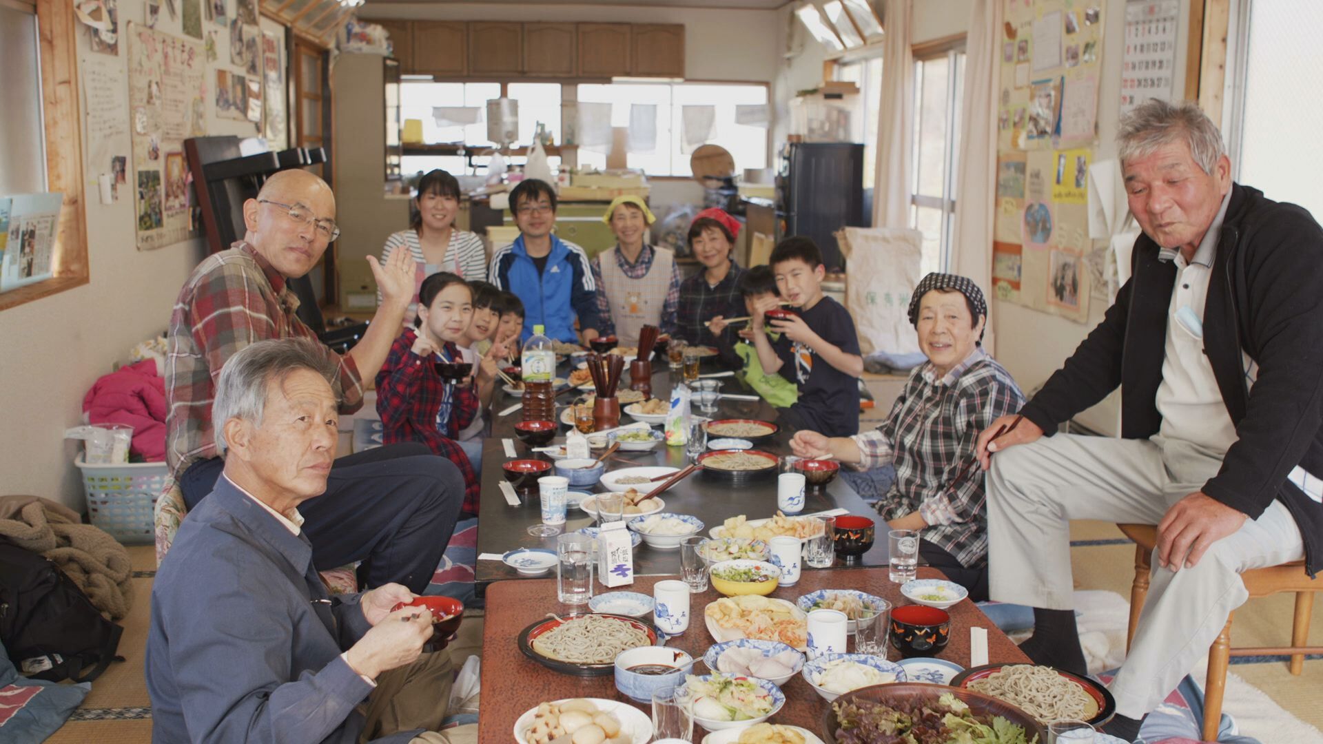 仲間との食事